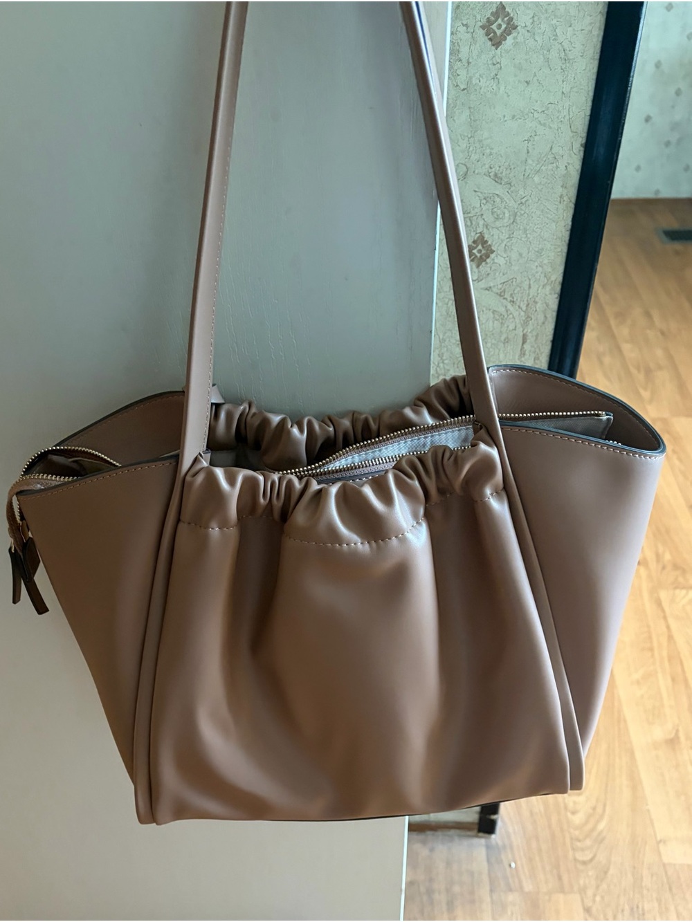 Nine West Brown Tote Bag - Picture 6 of 9